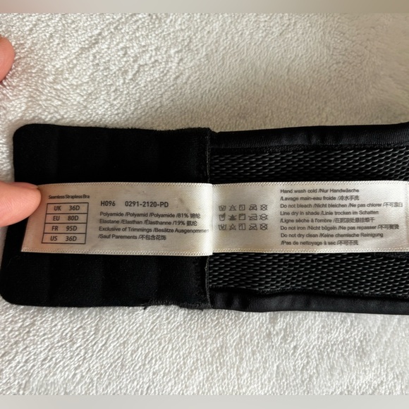 DELIMIRA Bra Classic Black Strapless Seamless Underwire Molded Size 36 D - Picture 7 of 9